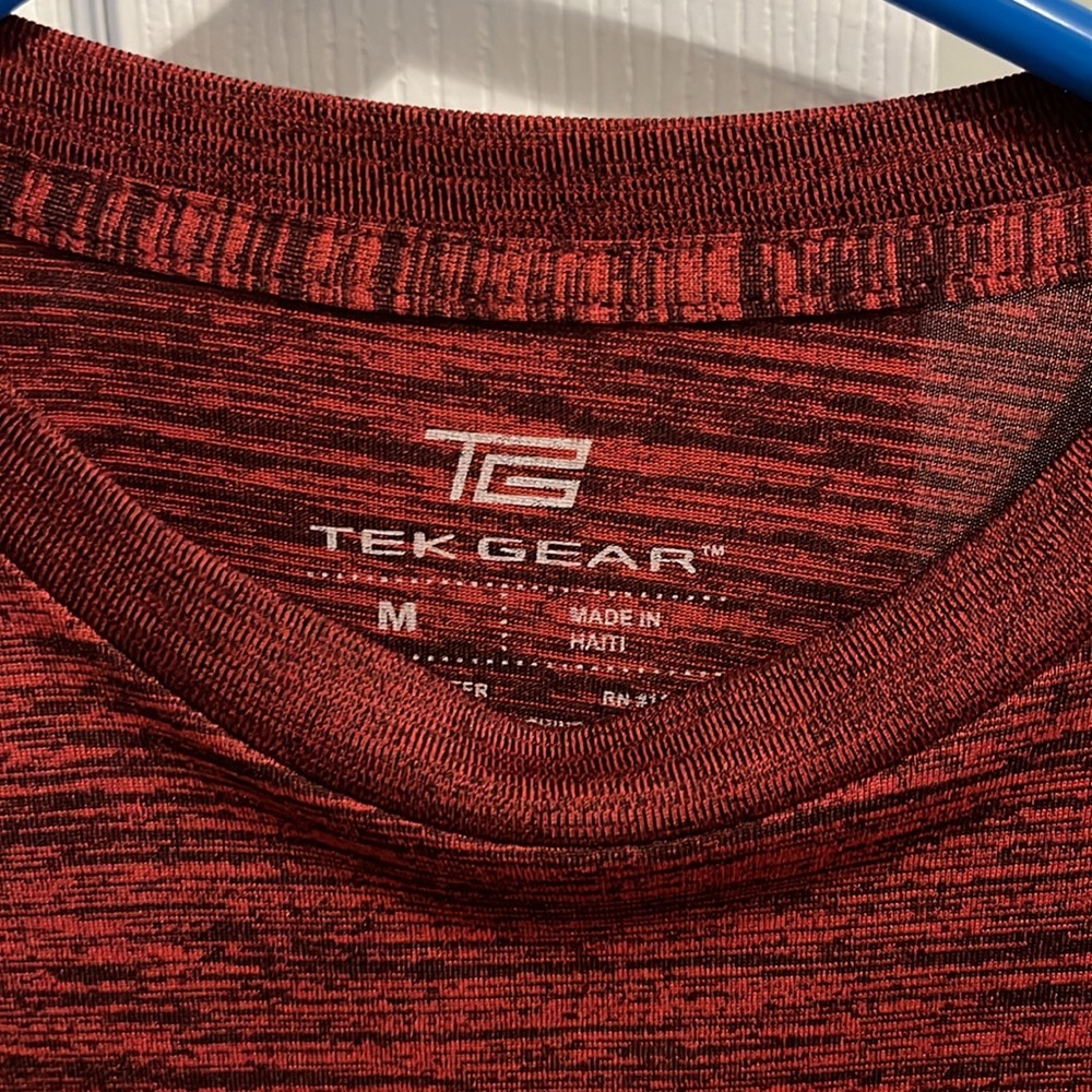 BOGO Free Long Sleeve Performance Shirt- Tek Gear, no rips, holes or stains. - Picture 4 of 4